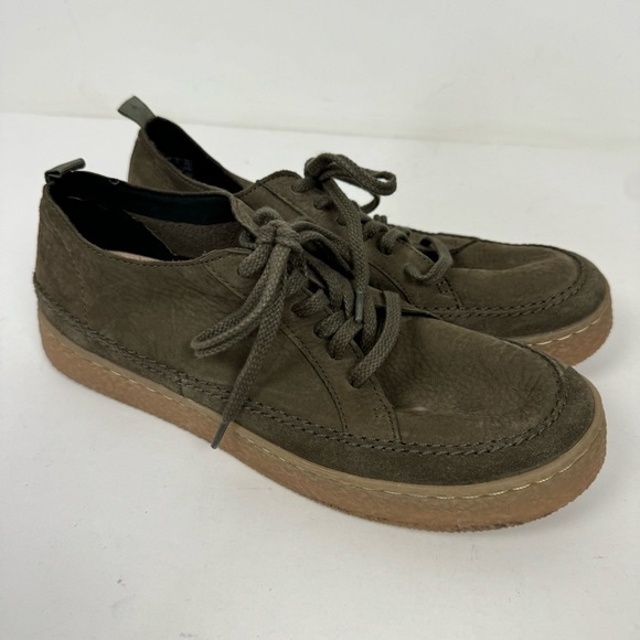 Clarks Leather Olive Green Slip On Platform Outsole Sneakers Casual Fall Winter - Picture 1 of 7